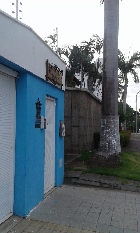 Tanan *